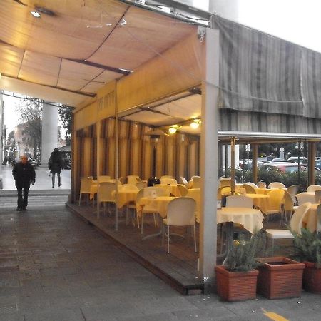 Hotel Dell'Orto Киавари Екстериор снимка