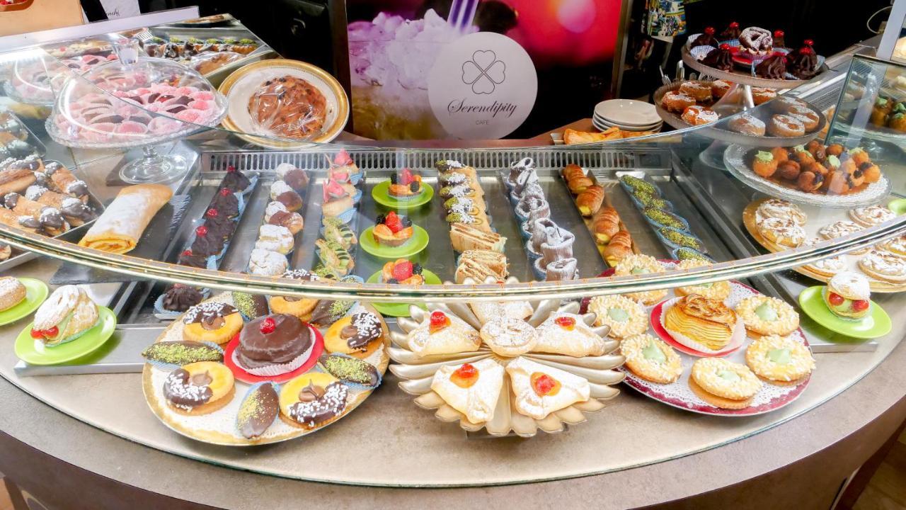Hotel Dell'Orto Киавари Екстериор снимка